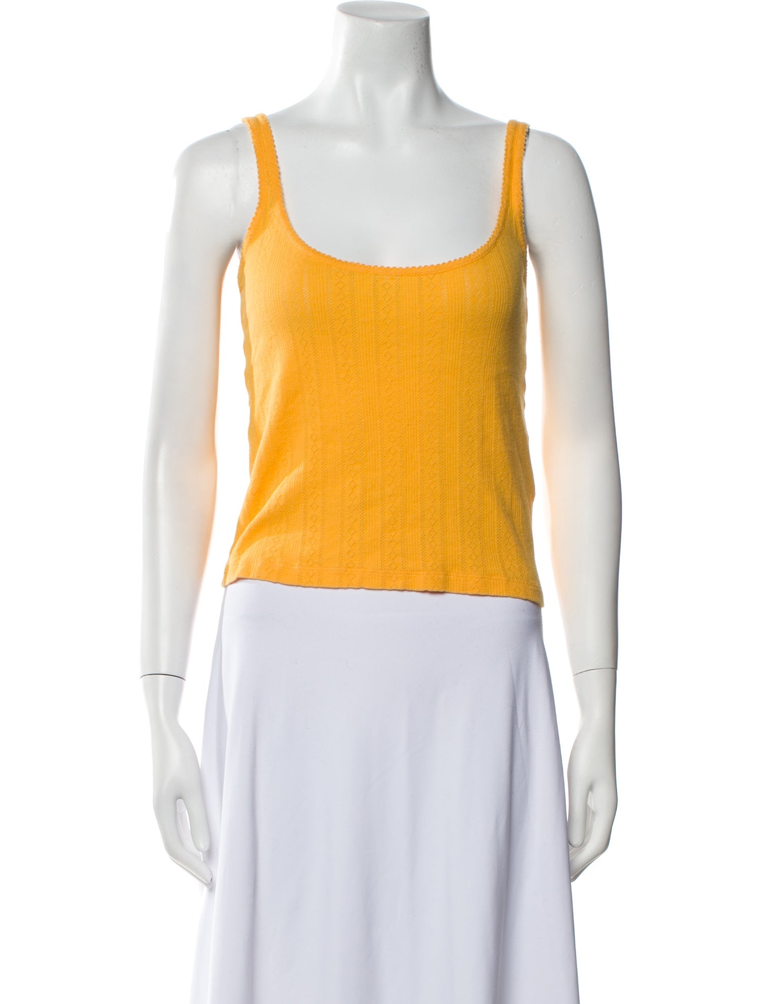 DÔEN Scoop Neck Sleeveless Top