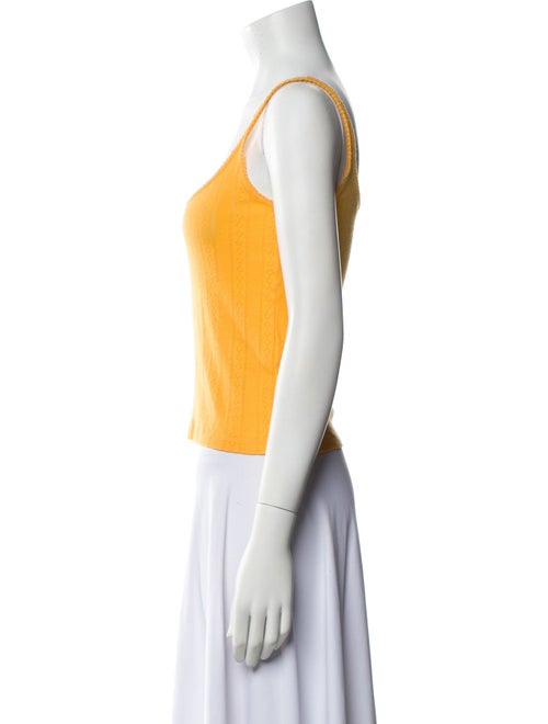 DÔEN Scoop Neck Sleeveless Top