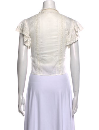 DÔEN V-Neck Short Sleeve Crop Top