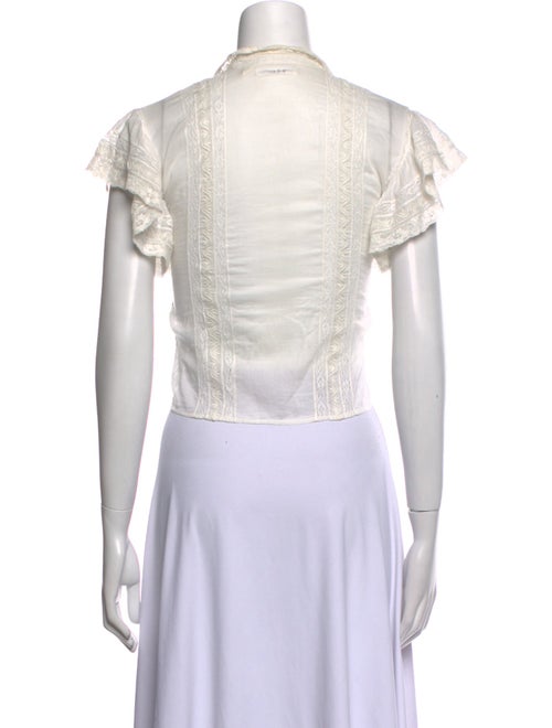 DÔEN V-Neck Short Sleeve Crop Top