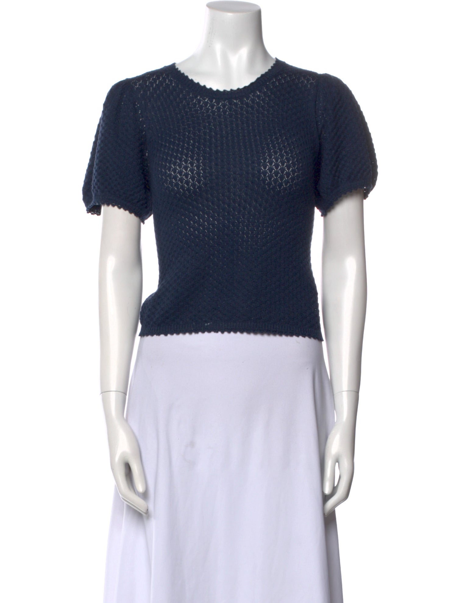 DÔEN Crew Neck Short Sleeve Crop Top