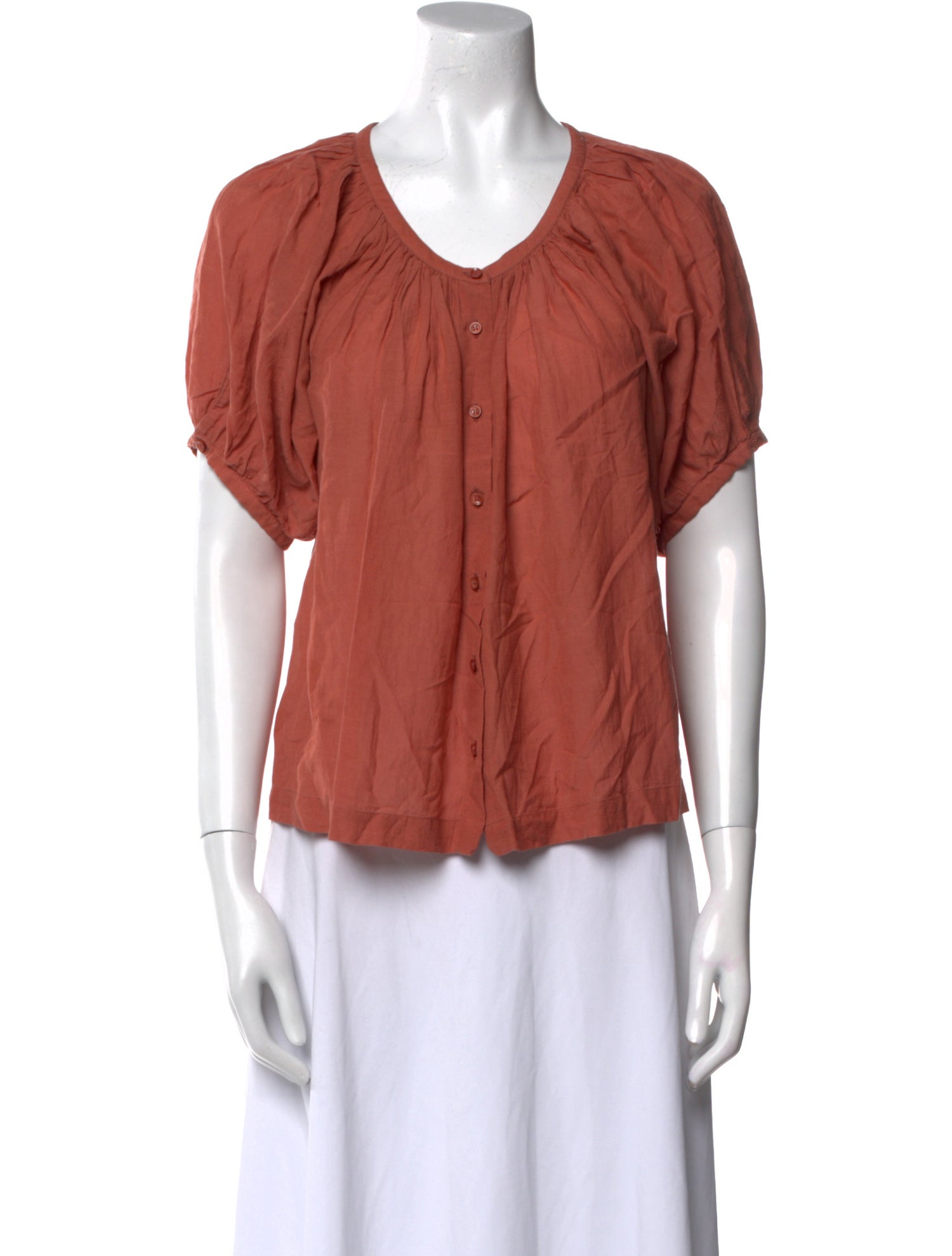 DÔEN Scoop Neck Short Sleeve Top