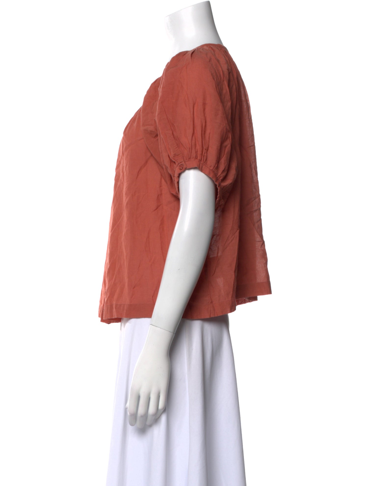 DÔEN Scoop Neck Short Sleeve Top