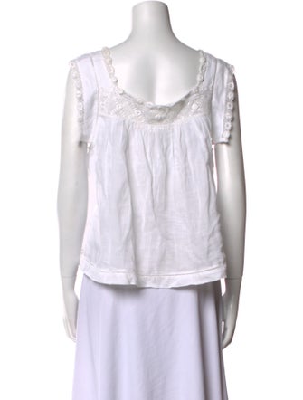 DÔEN Square Neckline Sleeveless Top