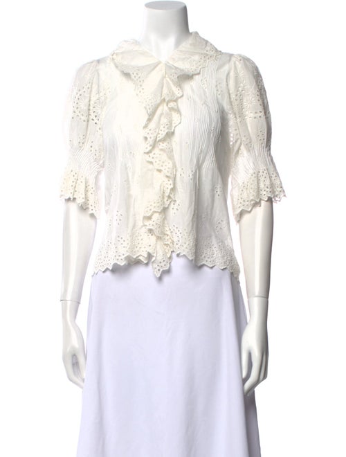 DÔEN V-Neck Short Sleeve Crop Top