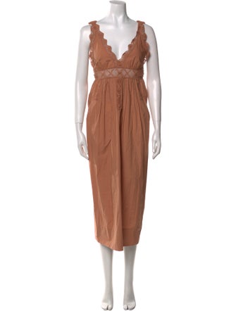 DÔEN V-Neck Midi Length Dress