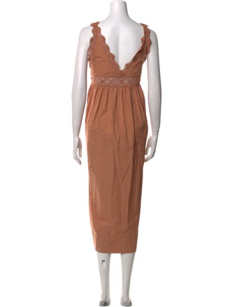 DÔEN V-Neck Midi Length Dress