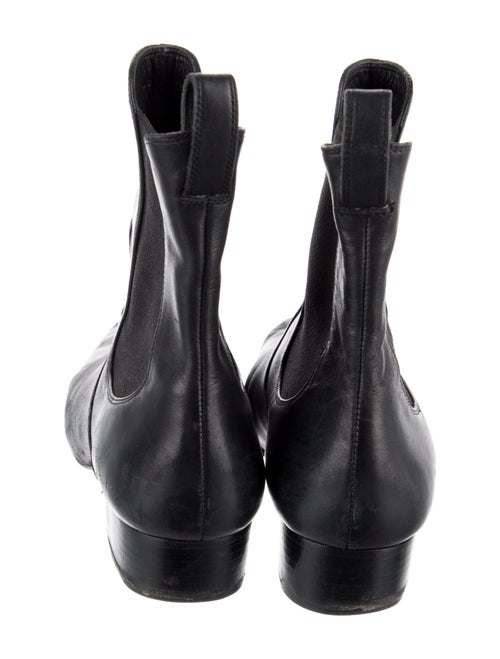 DÔEN Leather Chelsea Boots