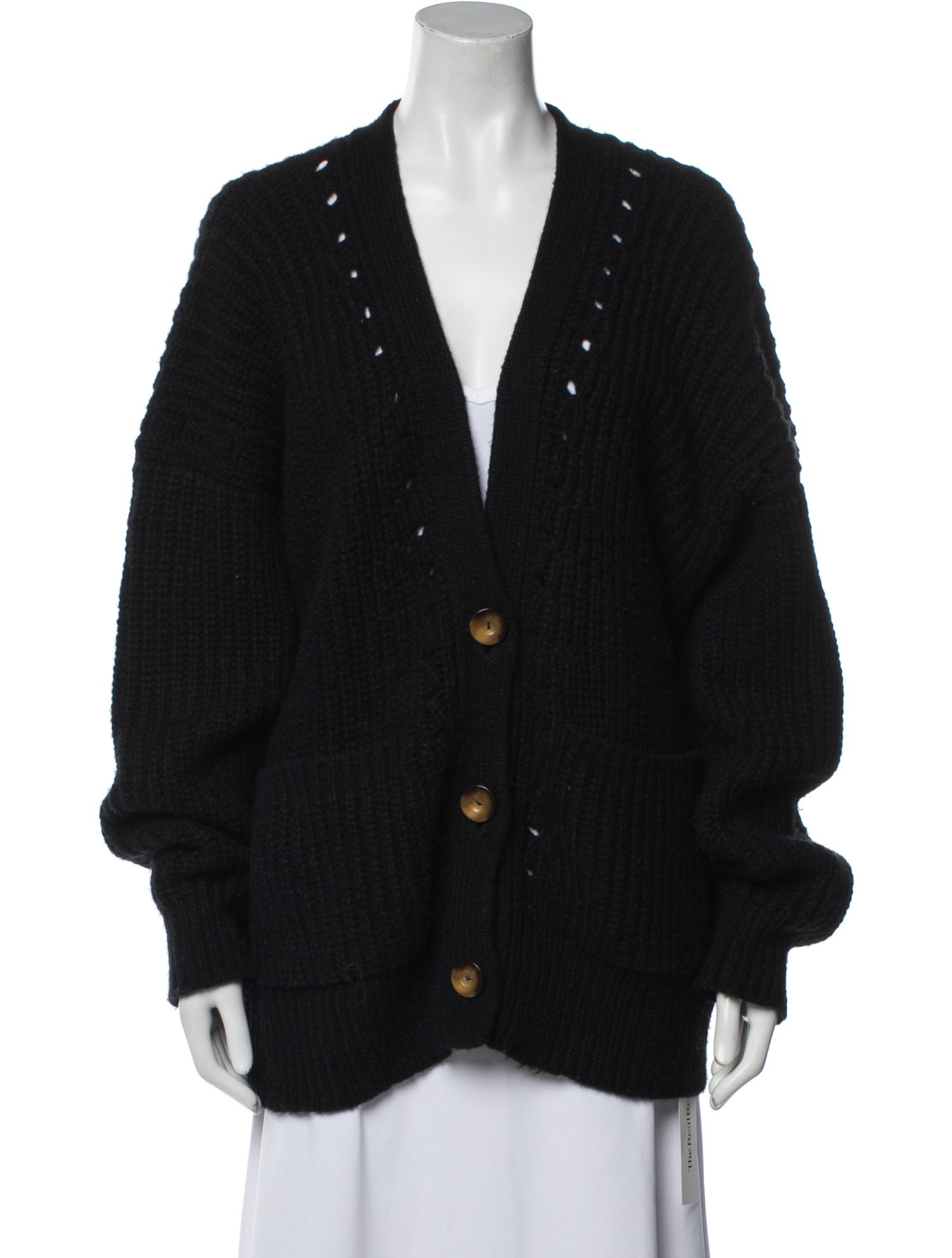 DÔEN Baby Alpaca V-Neck Sweater