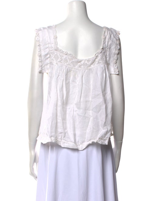 DÔEN Square Neckline Sleeveless Top