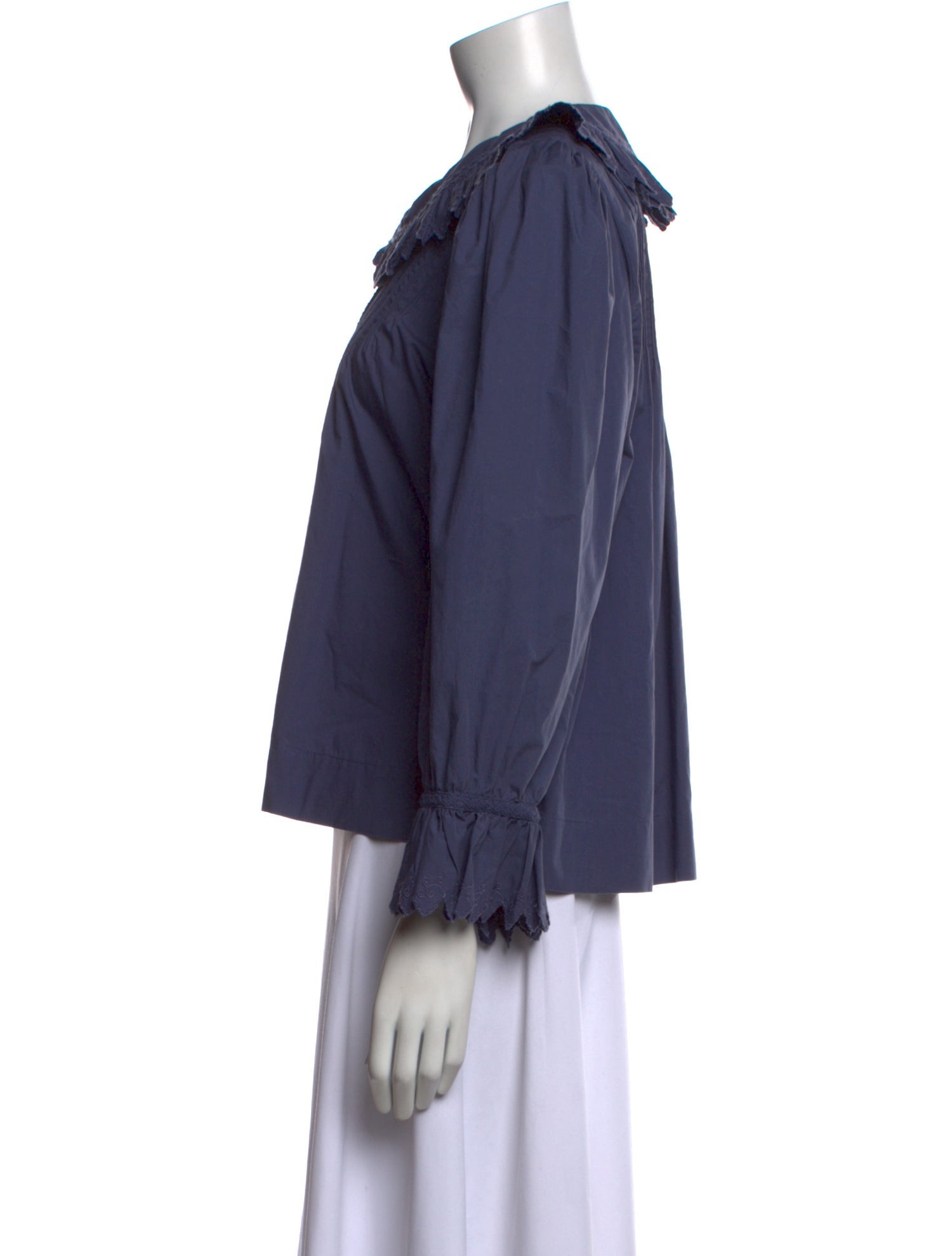 DÔEN Crew Neck Long Sleeve Blouse