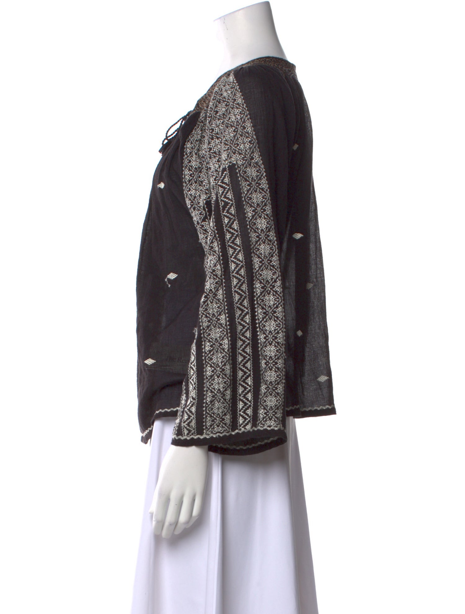 DÔEN Printed Scoop Neck Blouse