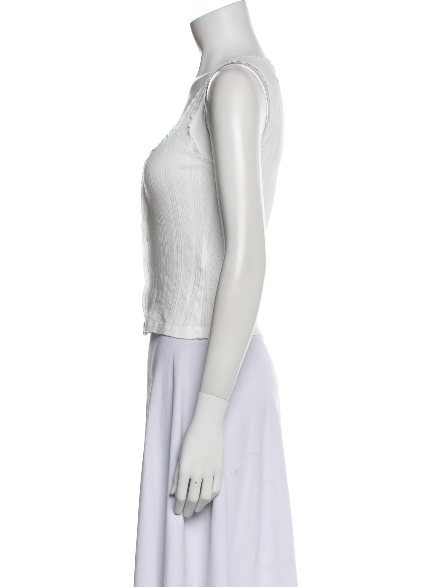 DÔEN Square Neckline Sleeveless Crop Top