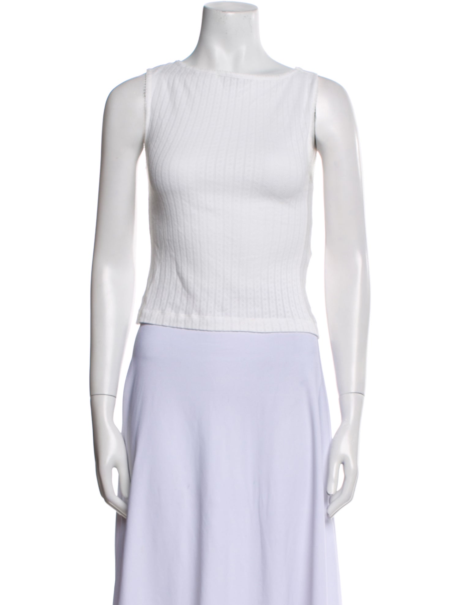 DÔEN Scoop Neck Sleeveless Crop Top