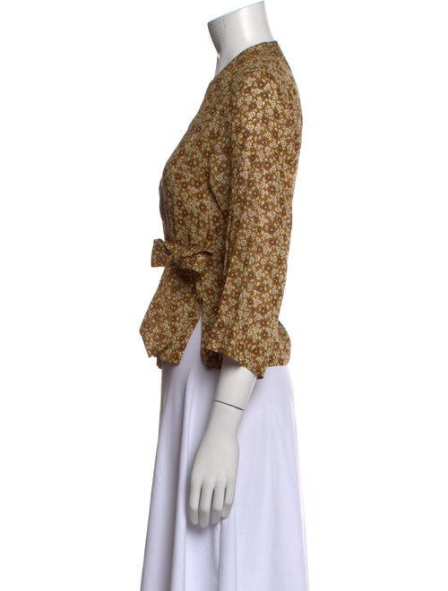 DÔEN Printed V-Neck Crop Top