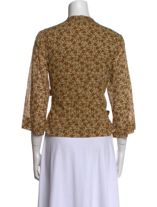 DÔEN Printed V-Neck Crop Top