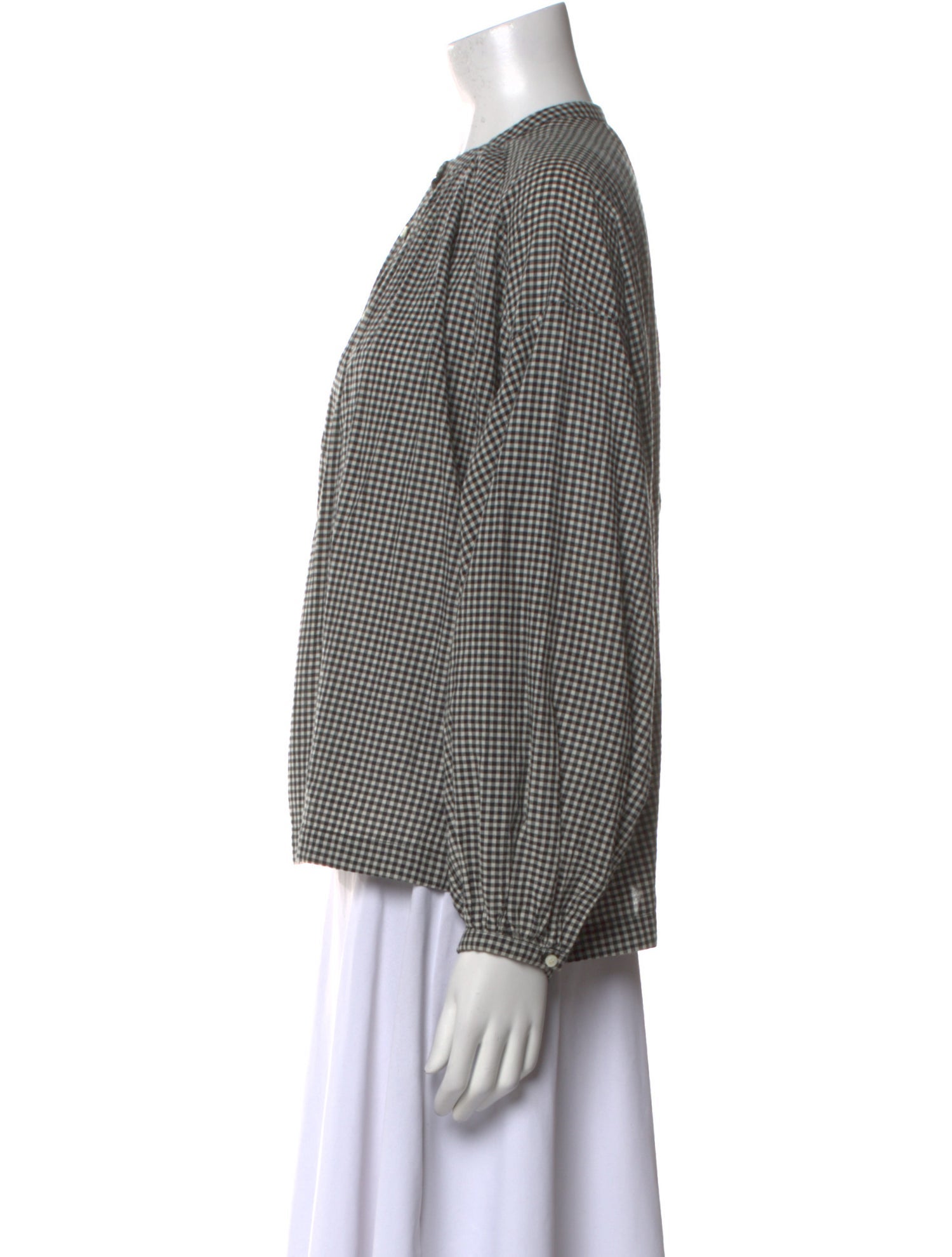 DÔEN Plaid Print Crew Neck Button-Up Top