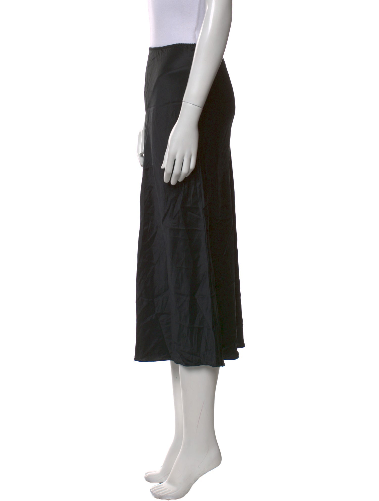 DÔEN Knee-Length Skirt