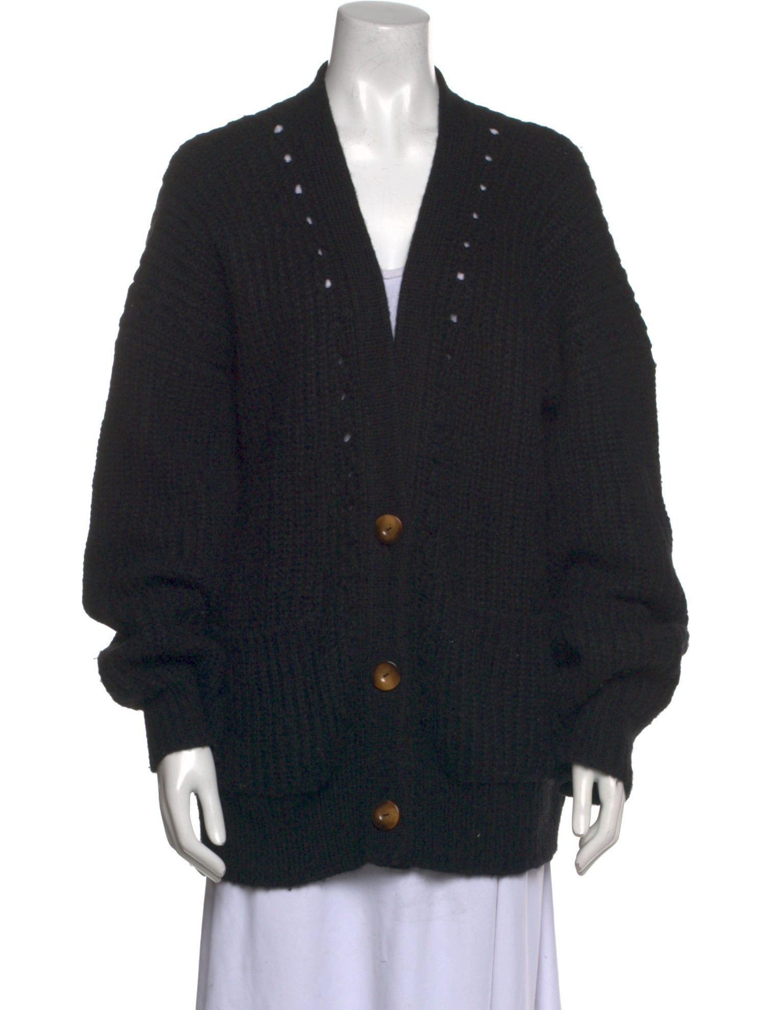 DÔEN Alpaca V-Neck Sweater