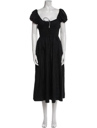 DÔEN Square Neckline Midi Length Dress