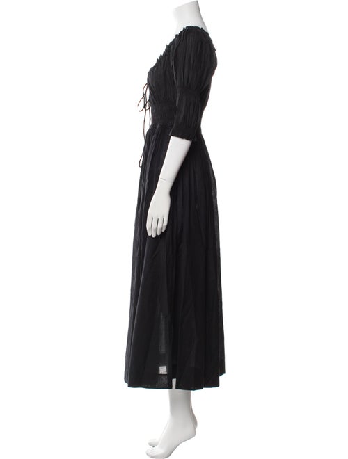 DÔEN V-Neck Long Dress