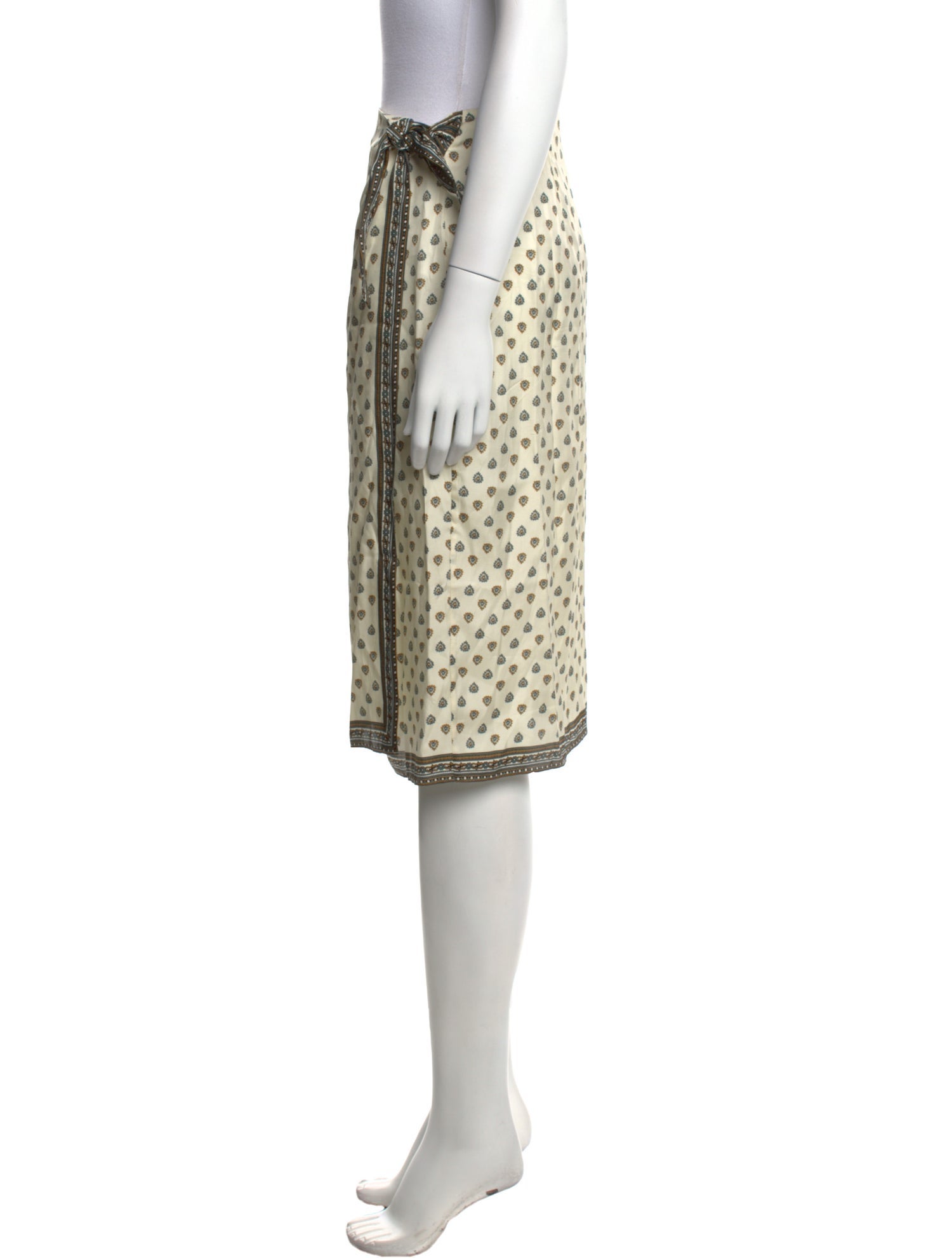 DÔEN Silk Knee-Length Skirt