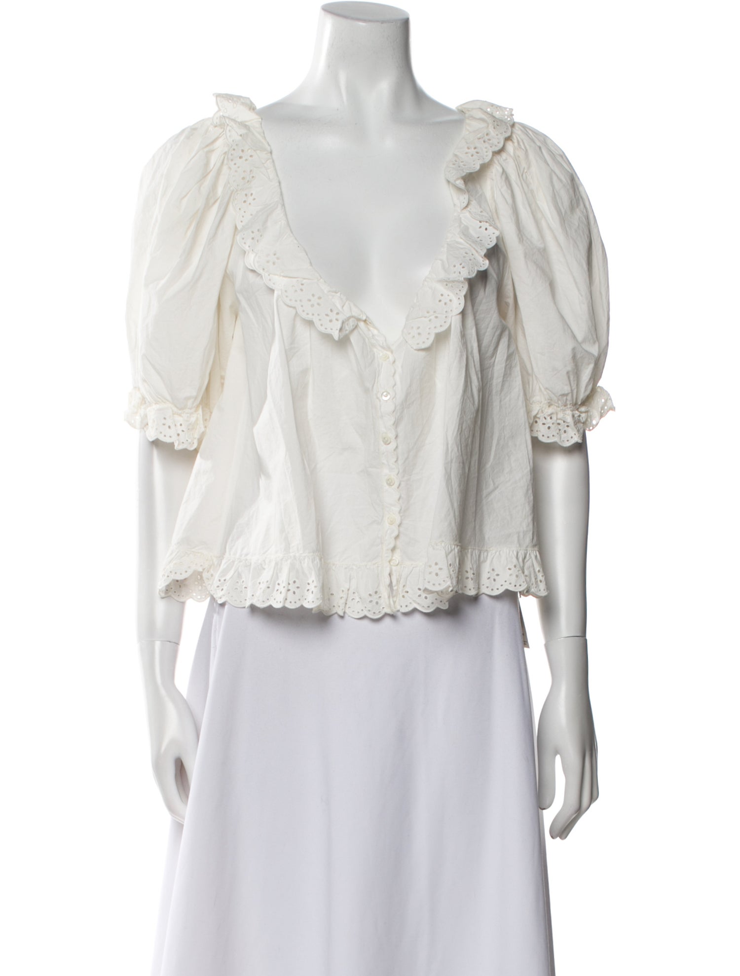 DÔEN V-Neck Three-Quarter Sleeve Blouse