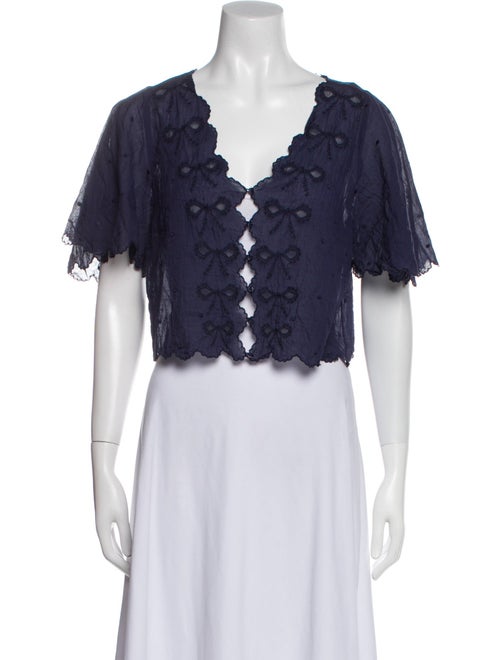 DÔEN V-Neck Short Sleeve Crop Top