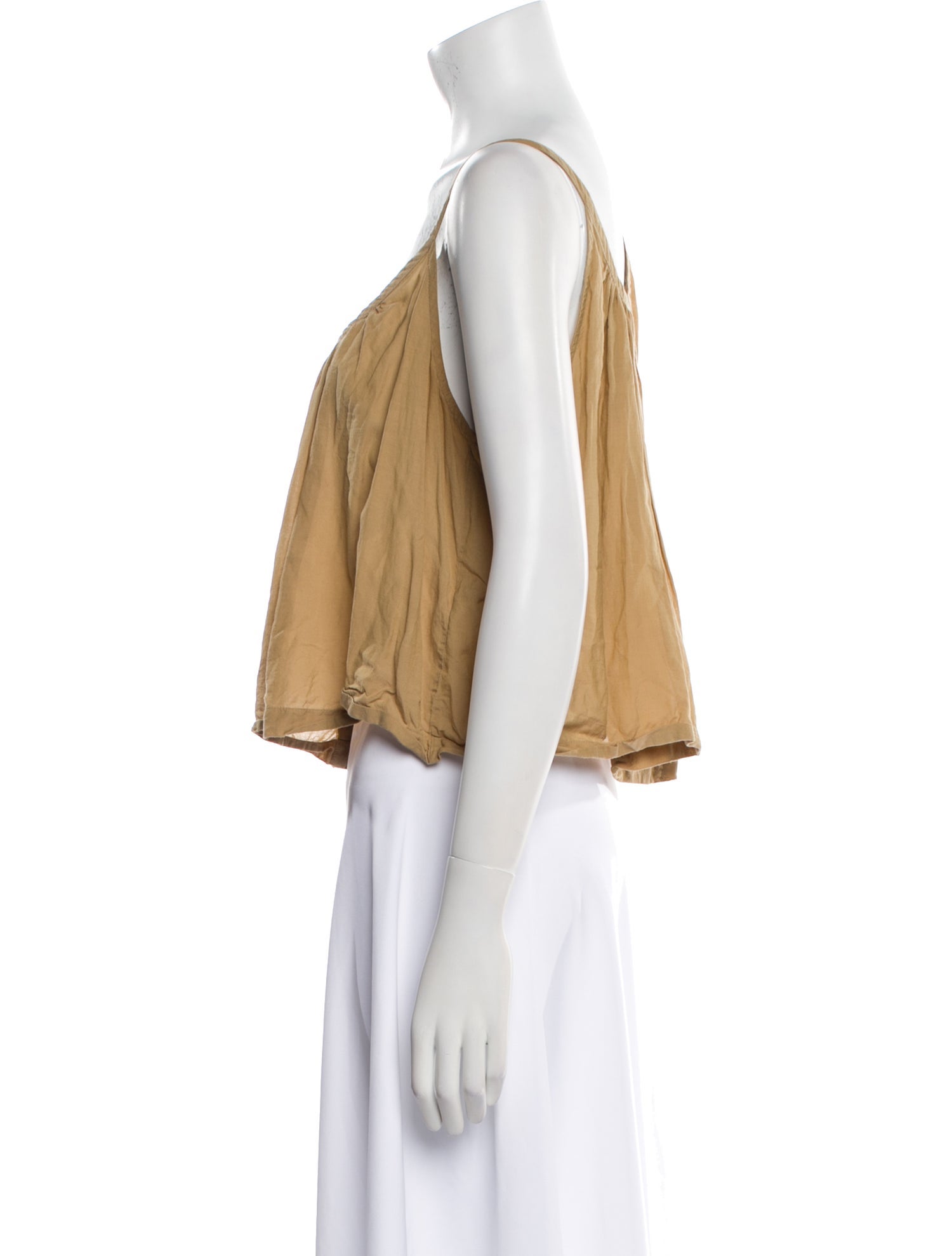 DÔEN V-Neck Sleeveless Crop Top