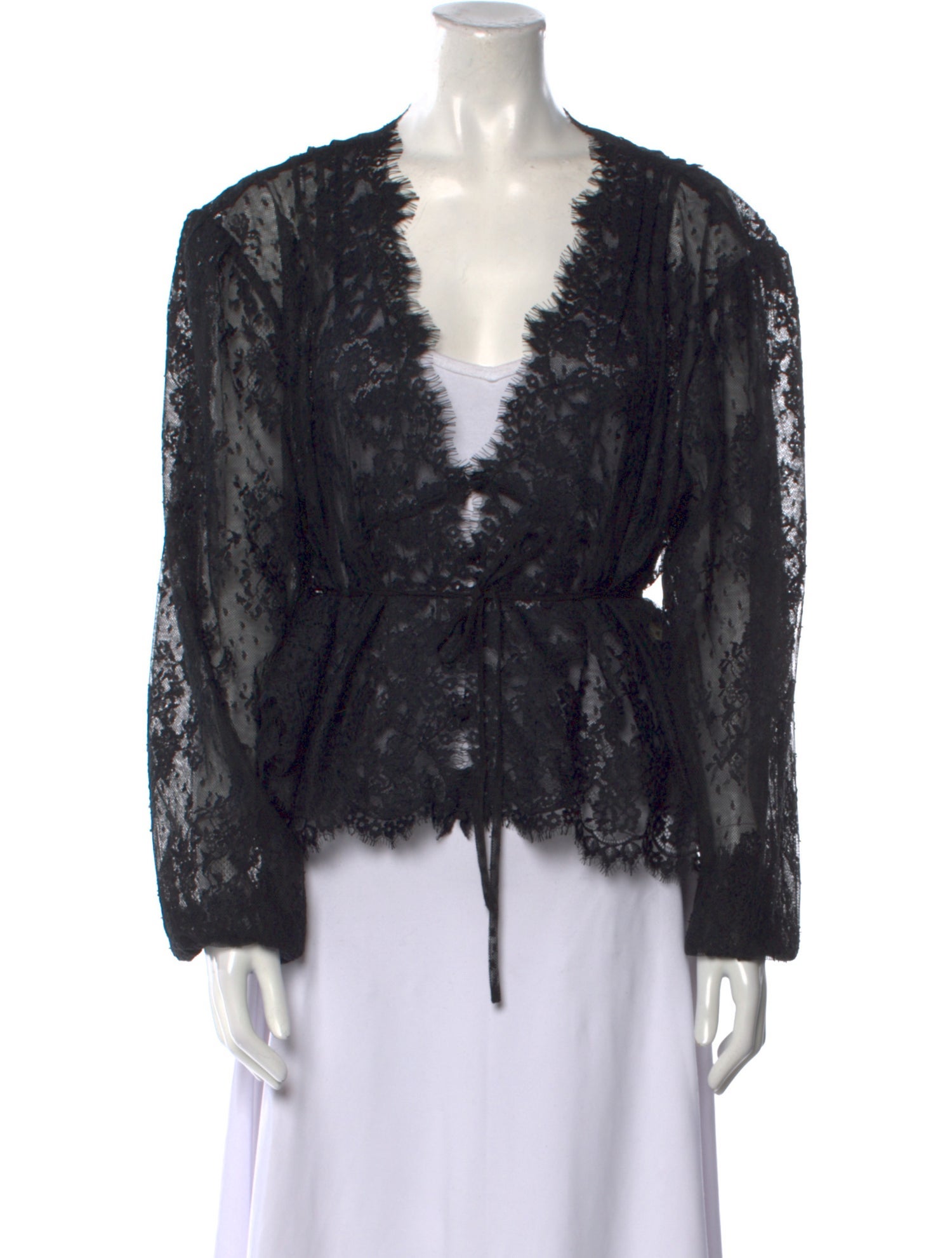 DÔEN Lace Pattern V-Neck Blouse