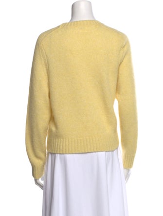 DÔEN Alpaca V-Neck Sweater