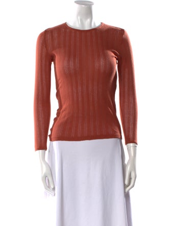 DÔEN Crew Neck Three-Quarter Sleeve Top