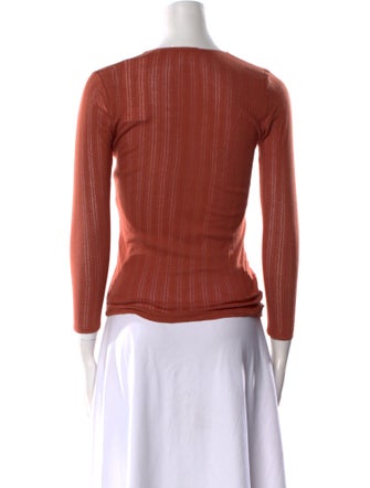 DÔEN Crew Neck Three-Quarter Sleeve Top