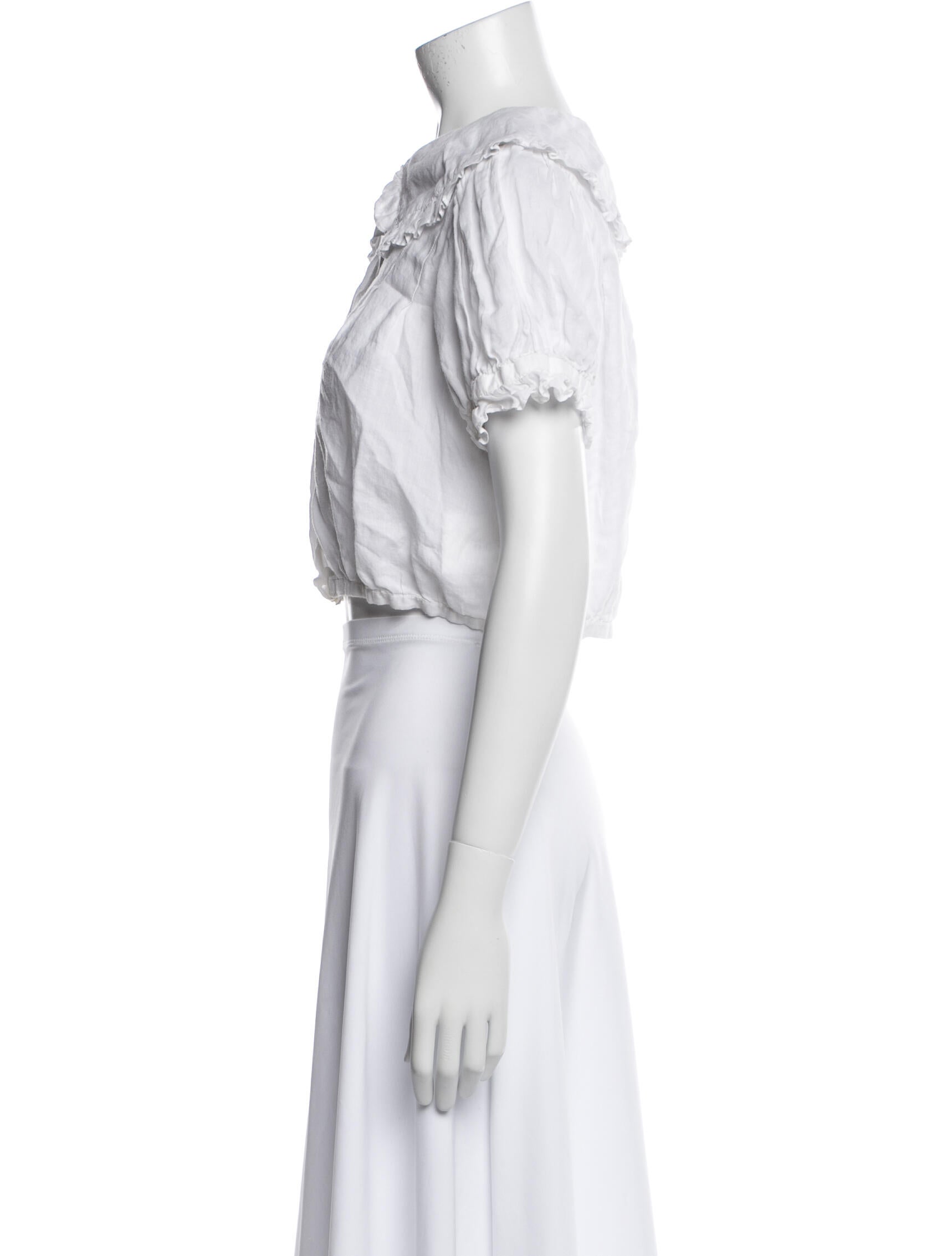 DÔEN Off-The-Shoulder Short Sleeve Crop Top