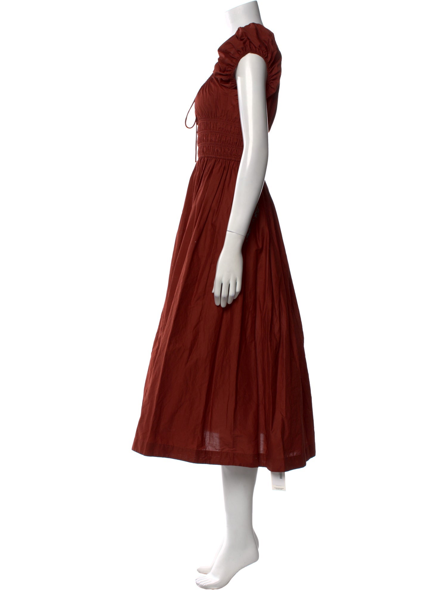 DÔEN Scoop Neck Midi Length Dress