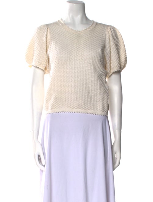 DÔEN Crew Neck Short Sleeve Crop Top