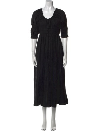 DÔEN Scoop Neck Midi Length Dress