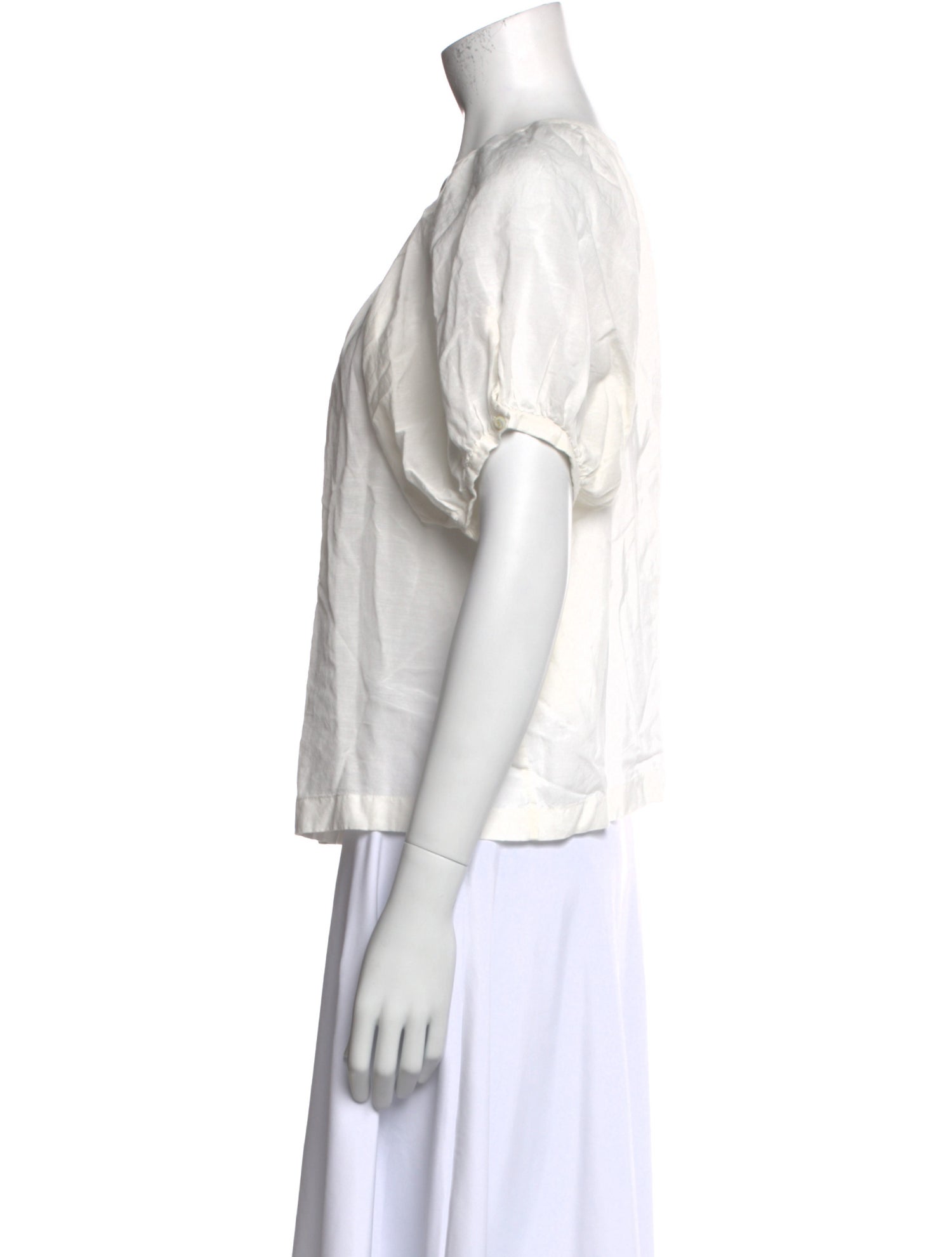 DÔEN Scoop Neck Short Sleeve Button-Up Top