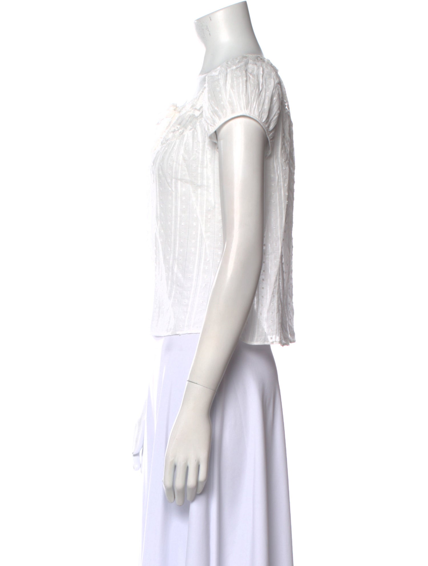 DÔEN Tie Neck Short Sleeve Crop Top