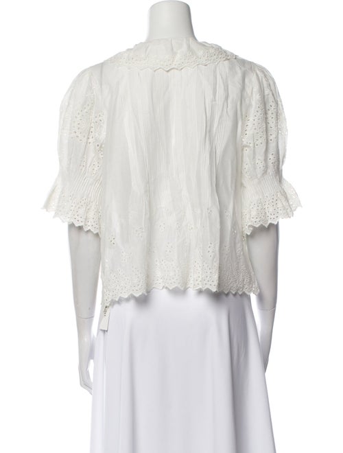 DÔEN V-Neck Short Sleeve Crop Top