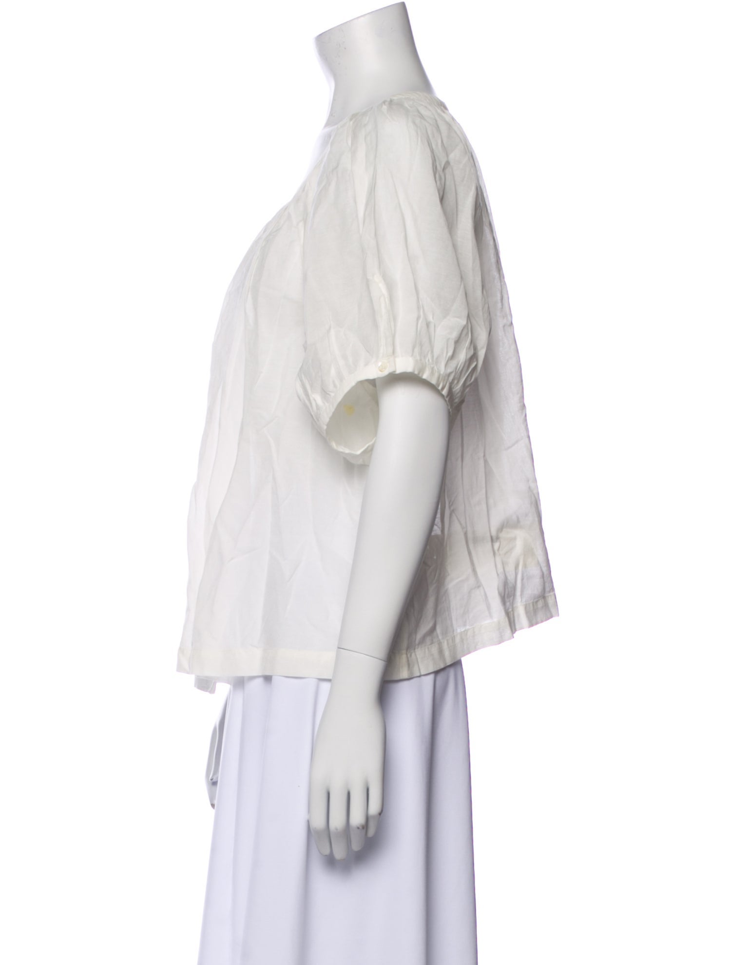 DÔEN Scoop Neck Short Sleeve Button-Up Top