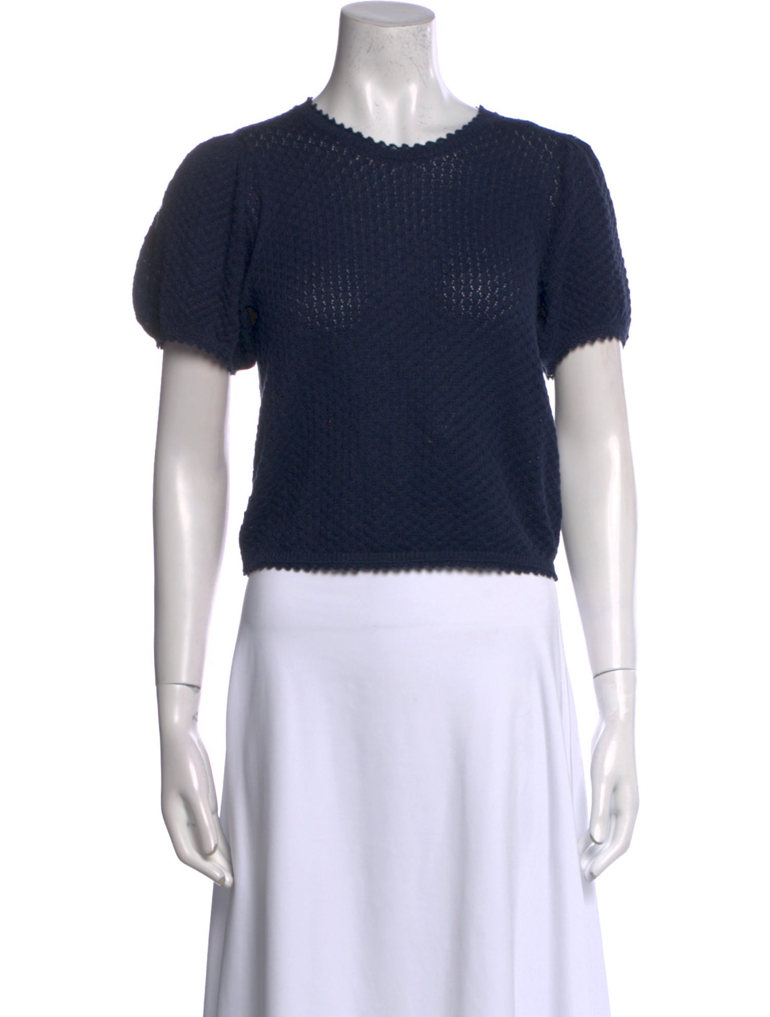 DÔEN Crew Neck Short Sleeve Crop Top