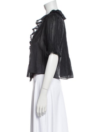 DÔEN V-Neck Short Sleeve Crop Top