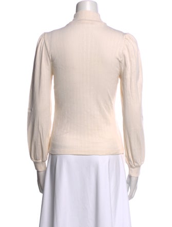 DÔEN Turtleneck Long Sleeve Top