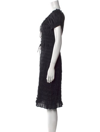 DÔEN Scoop Neck Knee-Length Dress