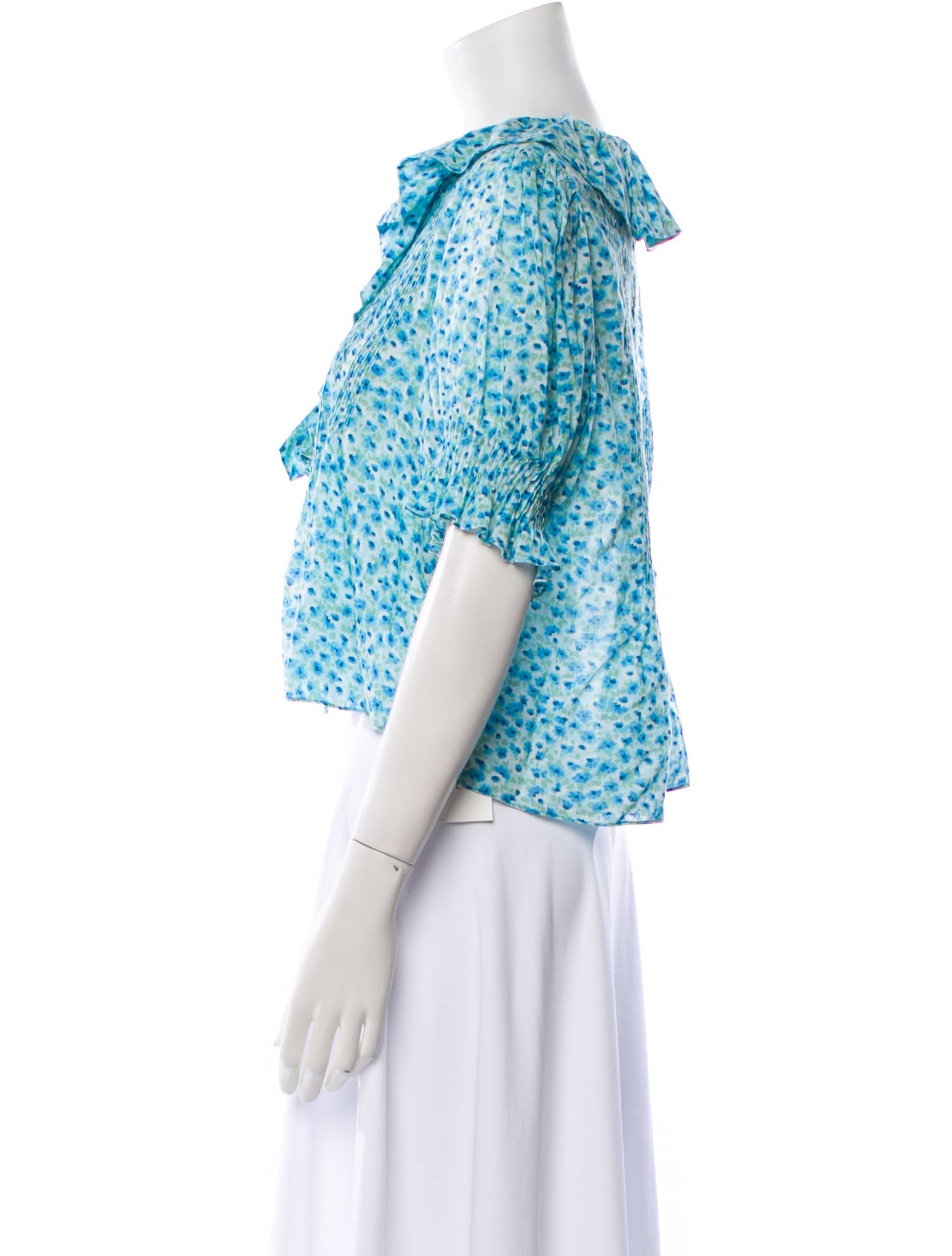 DÔEN Floral Print V-Neck Crop Top