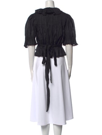 DÔEN V-Neck Three-Quarter Sleeve Blouse