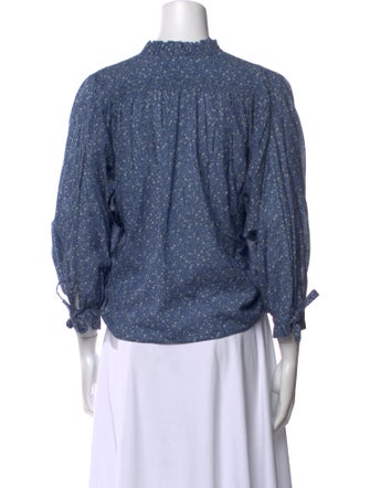 DÔEN Mock Neck Three-Quarter Sleeve Crop Top