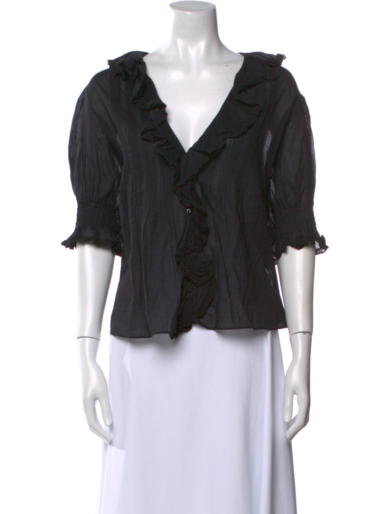 DÔEN V-Neck Three-Quarter Sleeve Blouse