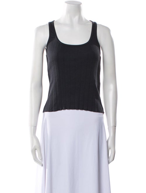 DÔEN Scoop Neck Sleeveless Top